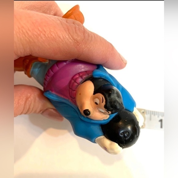 Vintage Disney Figures Lot of 7 Timon and Pumbaa Robin Hood PJ Chip Dale Kaa - Picture 3 of 7